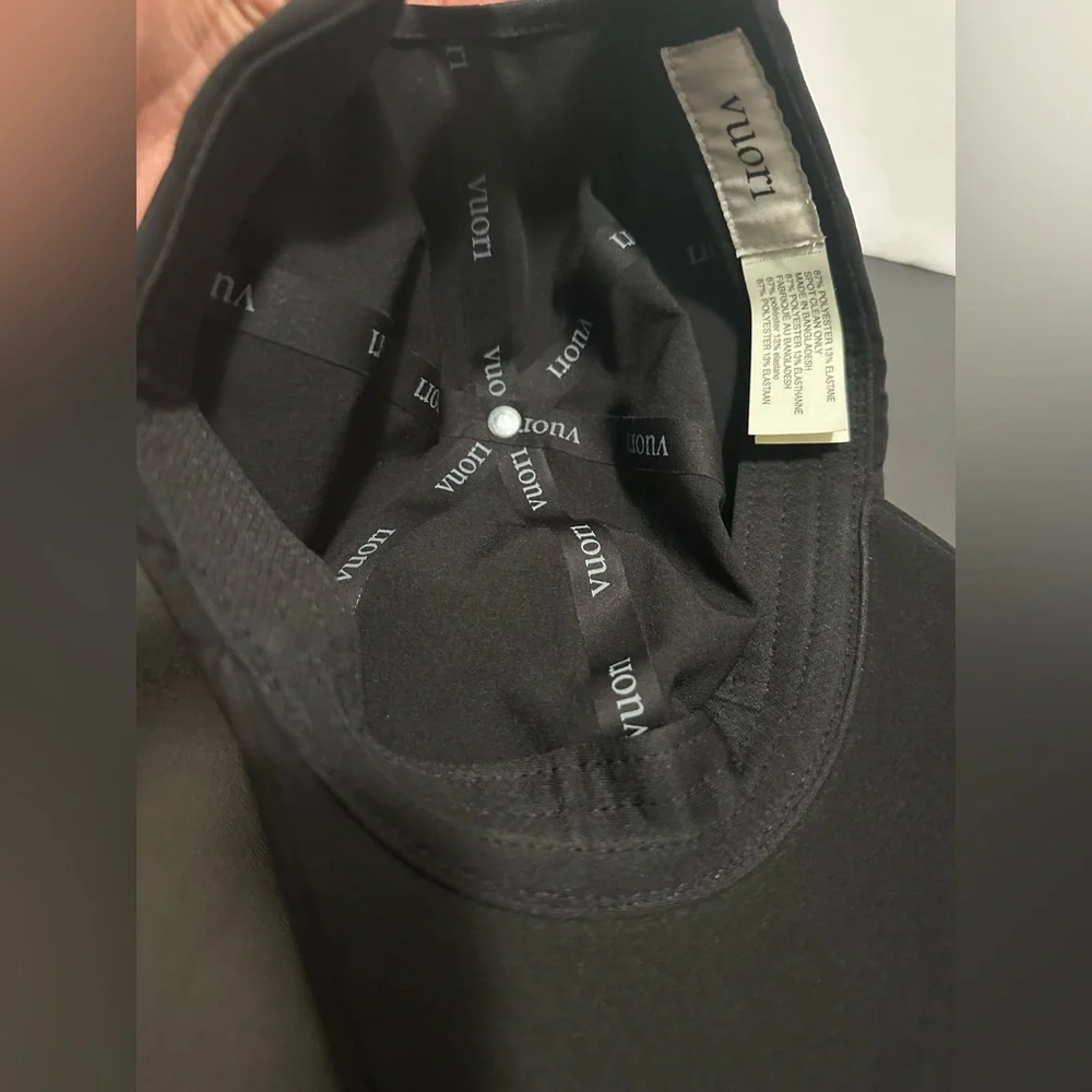 Vuori Hat Adult One Size Black ACTV Pursuits Cap Unisex Flex Stretch Running EUC - Picture 6 of 6